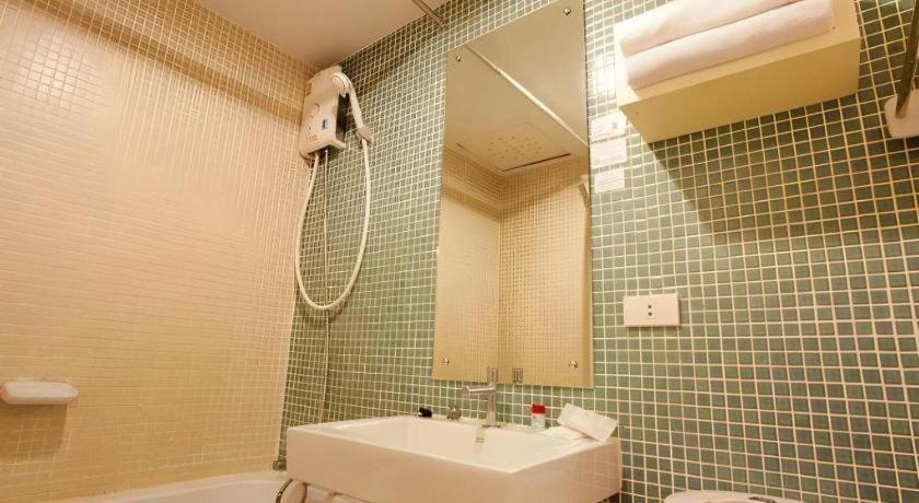 The Ratchathani Hotel Ubon Ratchathani Dış mekan fotoğraf